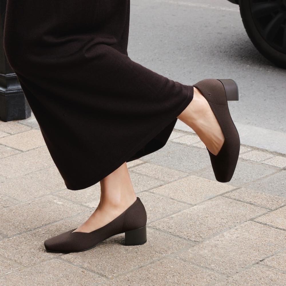 VIVAIA Megan Dark Chocolate‎ Comfort Block Heel Pumps Square Toe US 9-9.5